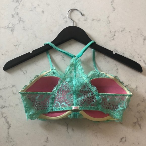 🎉LAST CHANCE 🎉 Victoria's Secret PINK Date Racerback Push-Up Bra - Picture 3 of 6